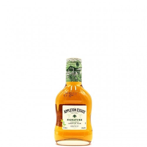 APPLETON ESTATE SIGNATURE BLEND.